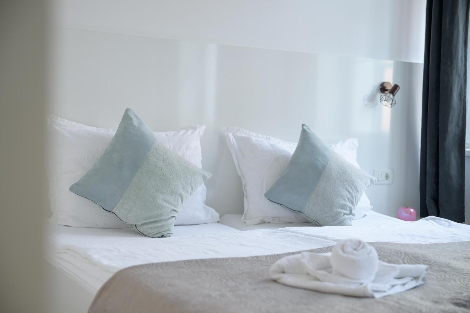 Niva rooms&studio apartment Zagreb Buitenkant foto